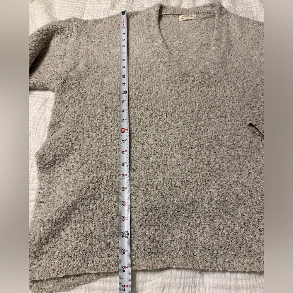 Urban Outfitters Rosie Cozy V-Neck Pullover - Size L